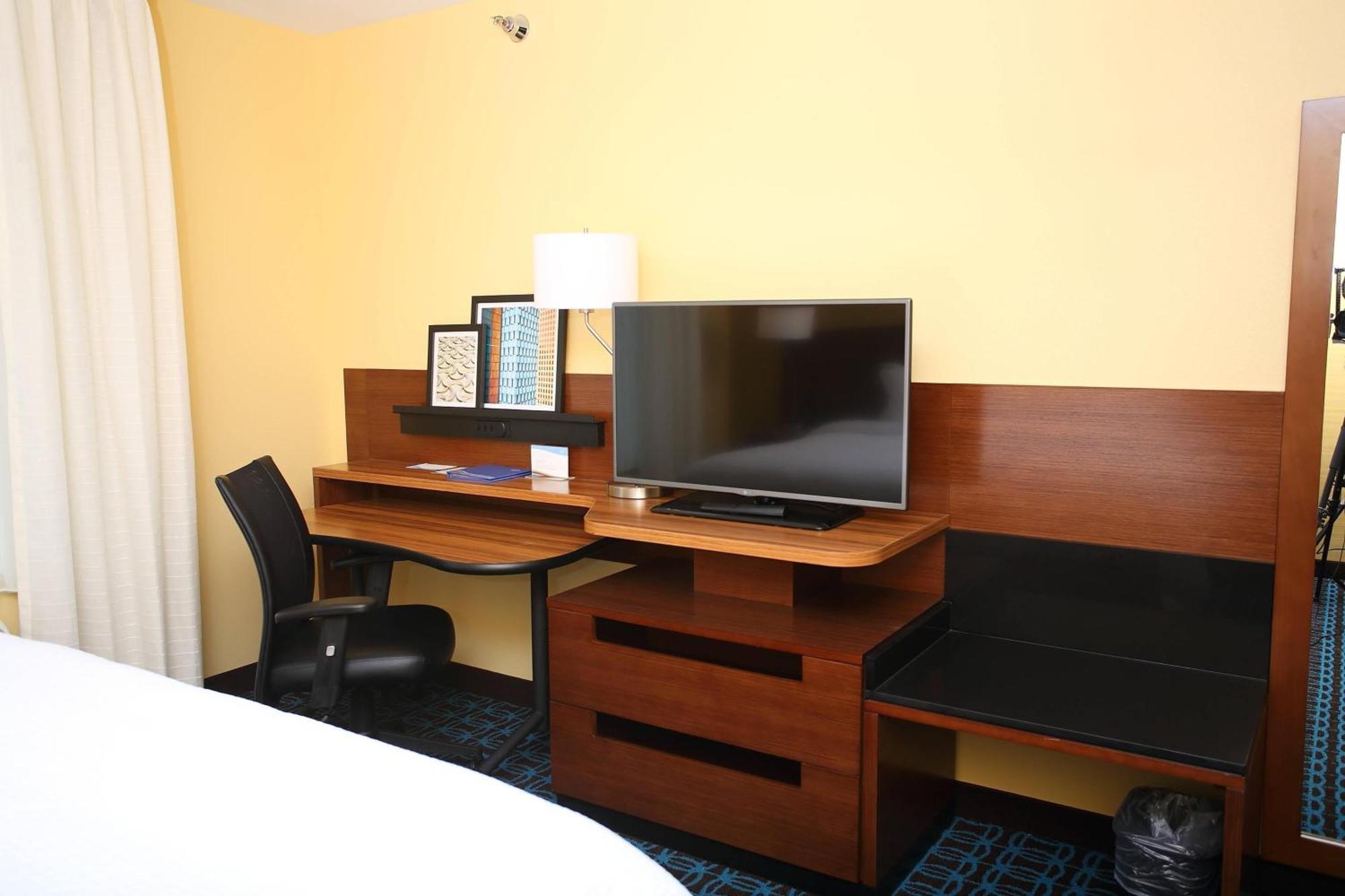 Fairfield Inn & Suites By Marriott East Grand Forks Dış mekan fotoğraf