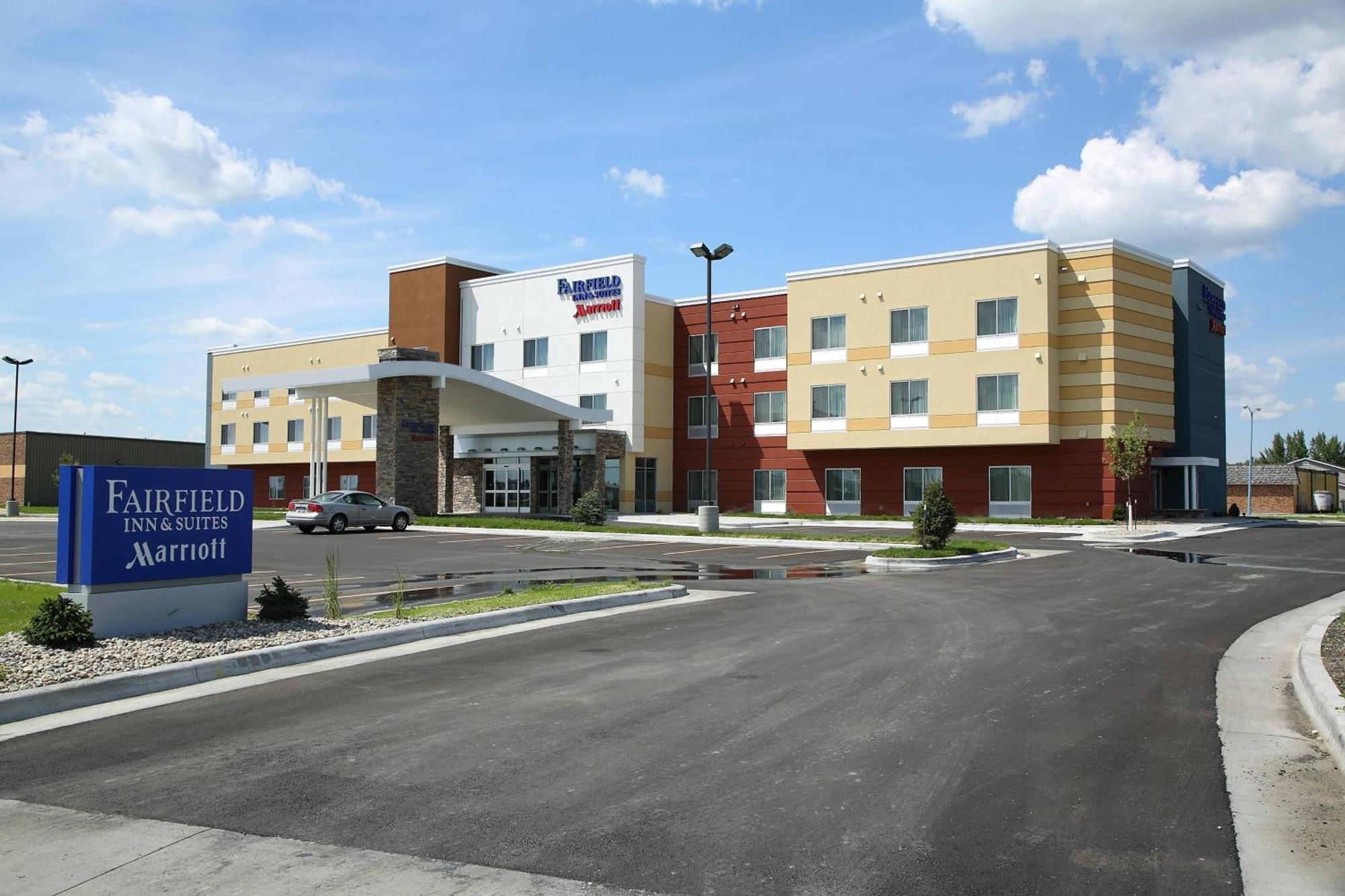 Fairfield Inn & Suites By Marriott East Grand Forks Dış mekan fotoğraf